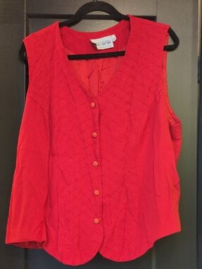 Red Sleeveless Button-Down Top